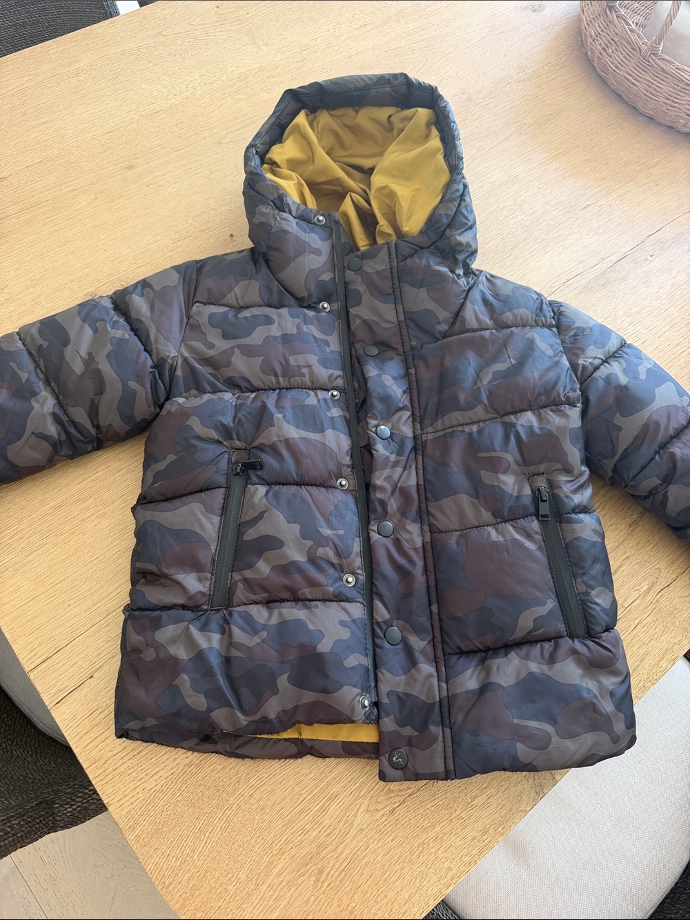Kids' Camouflage Puffer Jacket with Yellow Lining